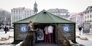 “Esquadrão Pneumonia” nas ruas para sensibilizar população