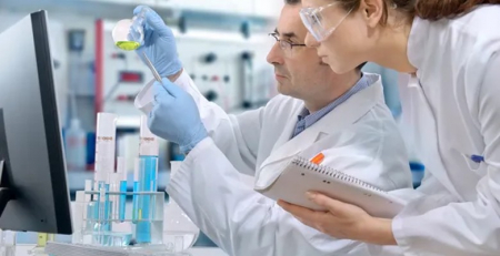 Estudo identifica molécula capaz de combater o cancro