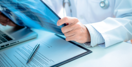 Pneumonia: Pneumoscópio alerta para níveis altos de mortalidade em Portugal