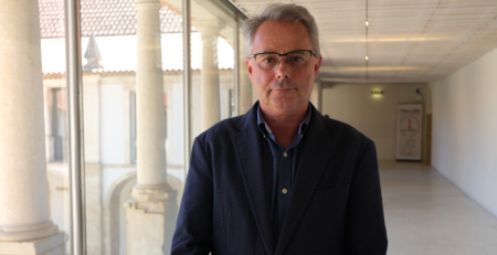 "Hot Topics 2022 em COVID-19": a visão do Prof. Doutor Filipe Froes