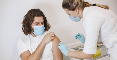 COVID-19: casa aberta para todas as fases de vacinação a partir de hoje