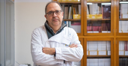 Qual a terapêutica para impedir a progressão para asma grave?